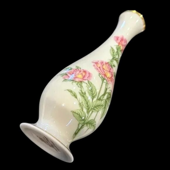 Vintage 1986 Lenox Limited Edition Fine Ivory China Mother's Day Vase - Picture 4 of 10